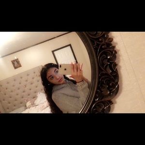 Meet your Posher, Jade